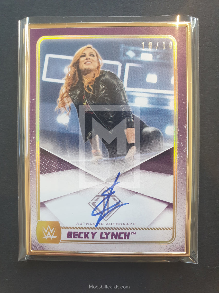 2021 WWE top TRANSCENDENT SCARLETT AUTO /10