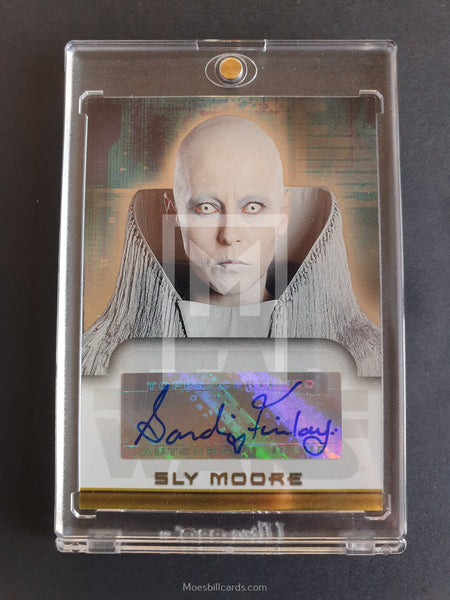 2003 Topps Star Wars Evolution Update Sly Moore Autograph Trading Card Front
