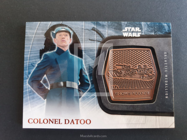 2016 Topps Star Wars The Force Awakens Series 2 Colonel Datoo Galactic Medallion 22 Trading Card Front