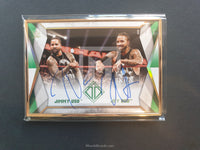 2020 Topps WWE Transcendent Dual Autograph Trading Card DA-USO Jimmy & Jey USO Green Parallel Front